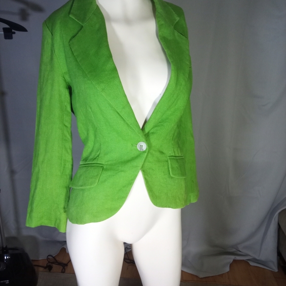 Gibson Green Blazer with Notched Lapels and Tailored Fit - Picture 1 of 2